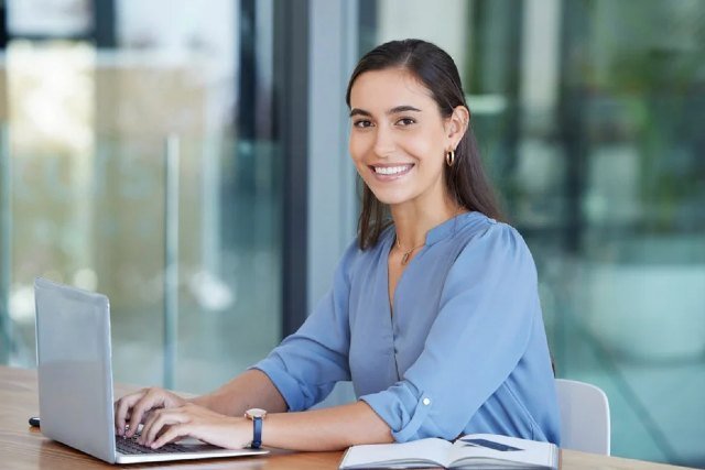 Louisa Kochansky: Inspiring Journey, Achievements, and Life Story